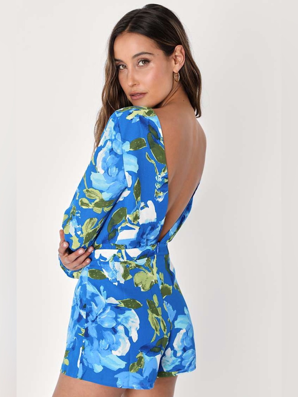 Lulu’s Floral Open Back Romper Blue Long Sleeve Size Medium